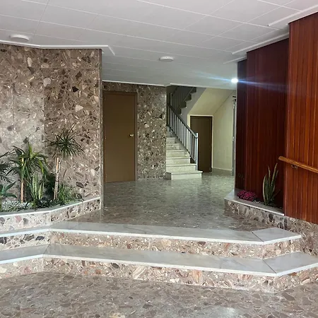 Apartamento En Marenyet A Pie De Playa Daire